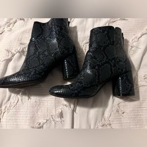 Old navy faux leather snakeskin boots
